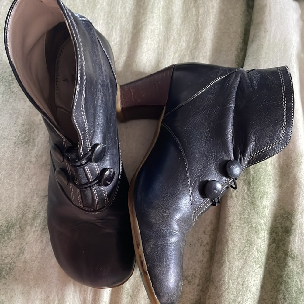 Fluevog booties - Picture 2 of 5